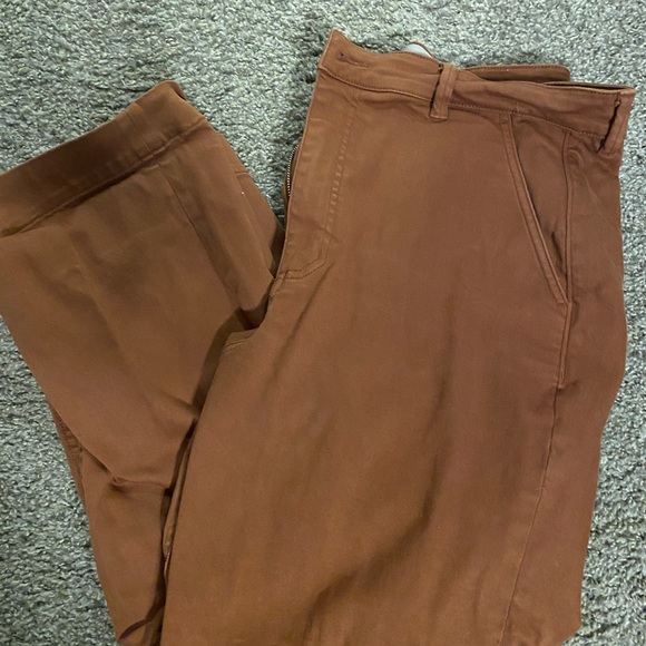 Everlane Straight Leg Crop - Picture 2 of 2